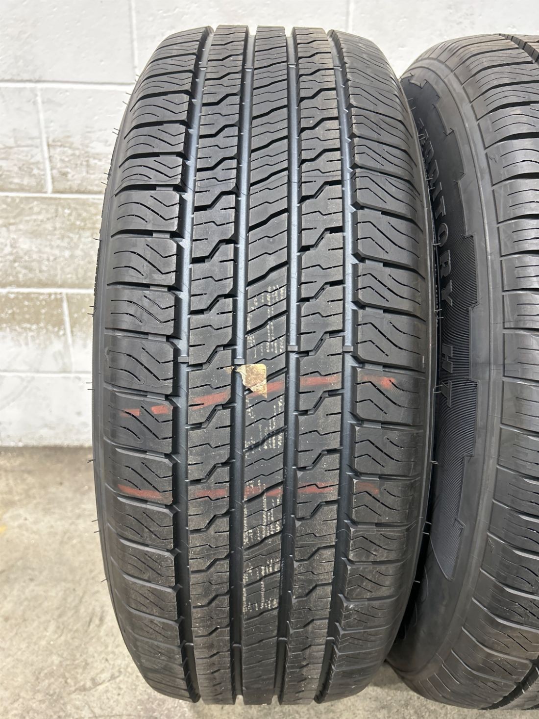 4x P275/60R20 Goodyear wrangler Territory HT 11/32 115 H New Tires 2756020