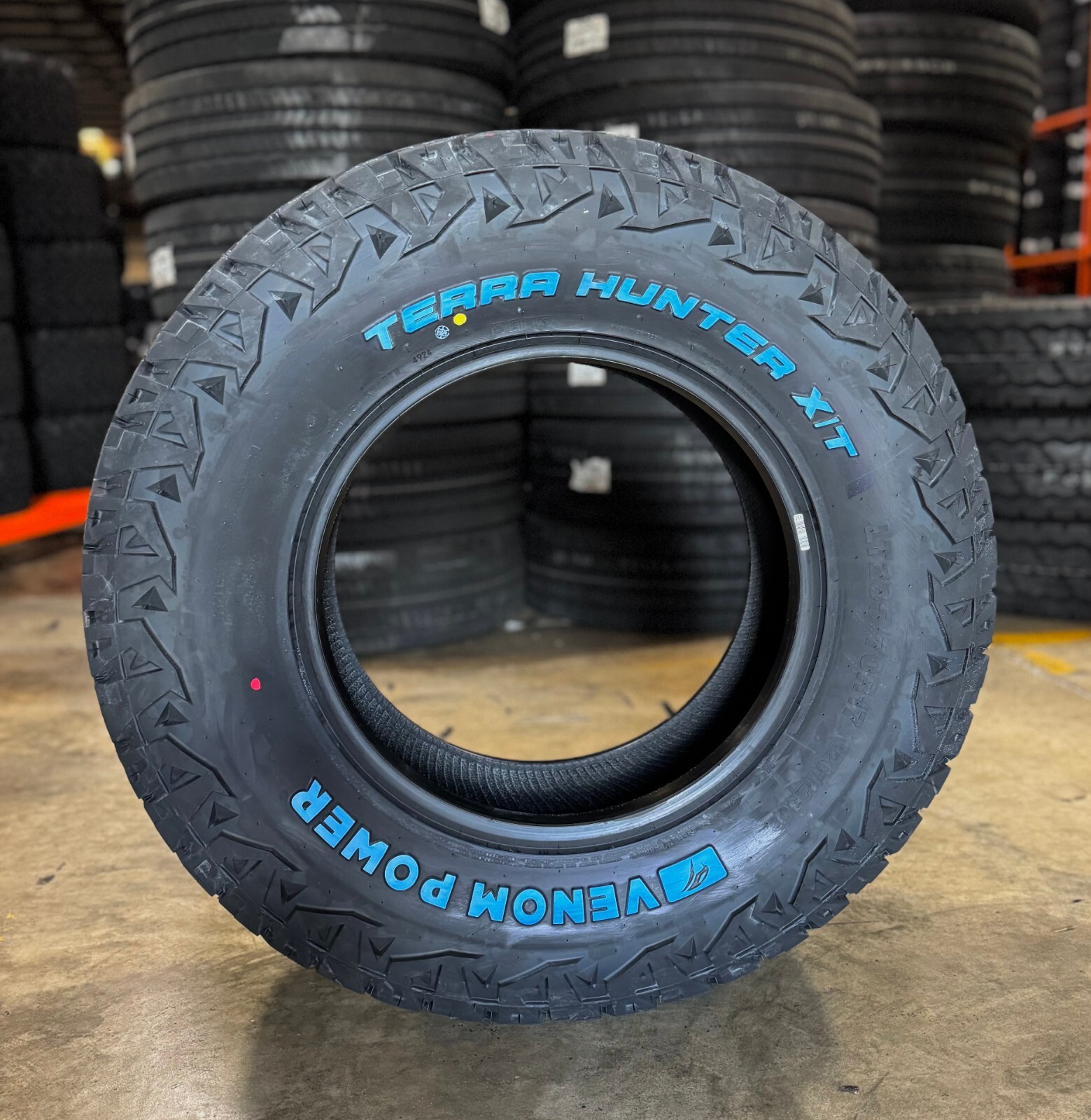 1 NEW 35X10.50R17 VENOM TERRA HUNTER XT2 ALL TERRAIN MUD TIRE 10 PLY 35105017