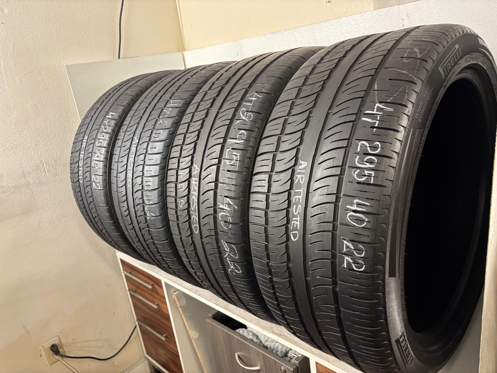 NO SHIPPING ONLY LOCAL PICK UP Set 4 tires 295 40 22 Pirelli Scorpion Zero