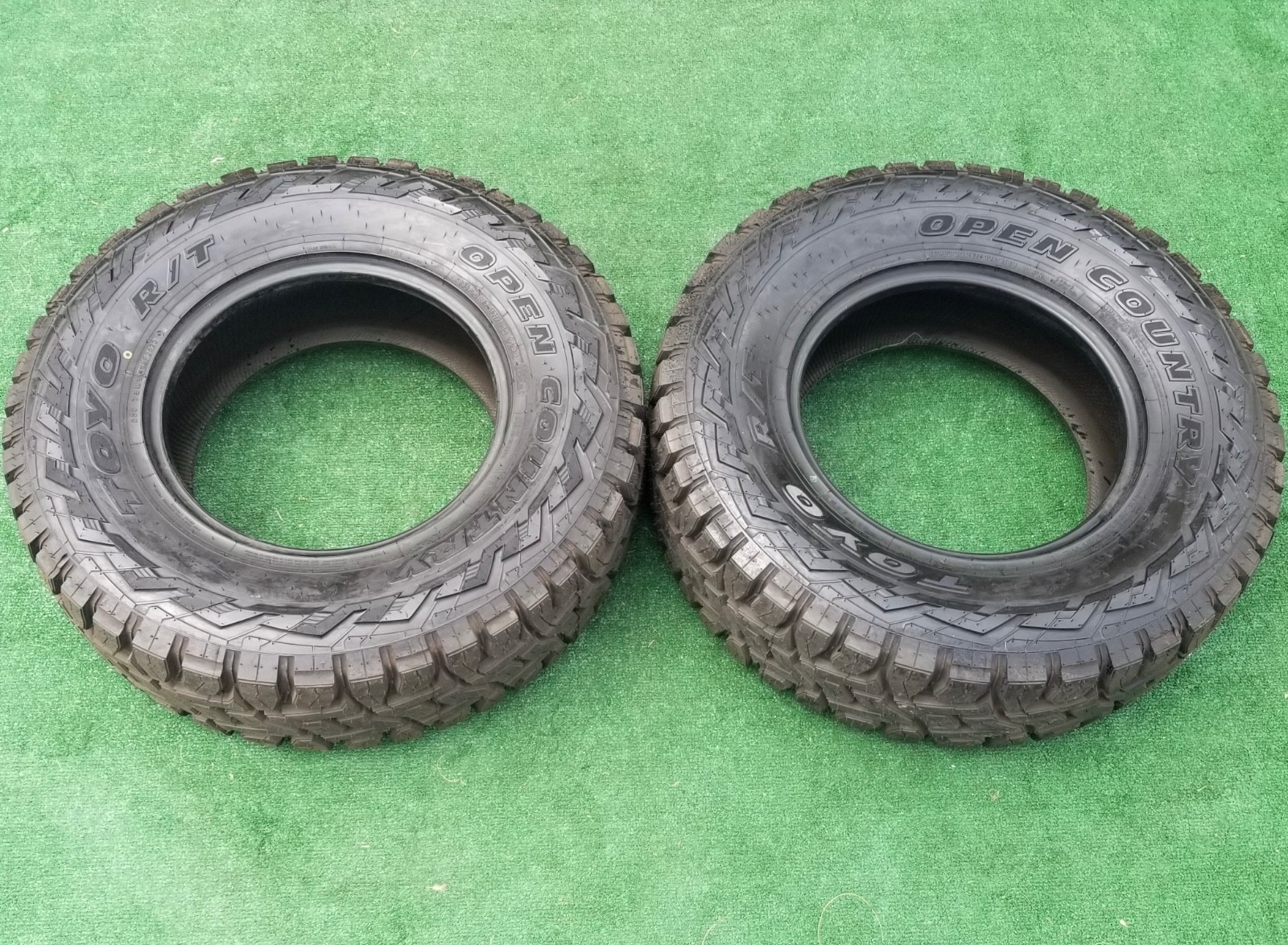 295/70R17 Toyo R/T Open Country Tires Pair LT295/70R-17 121/118Q 10 PR New 100%