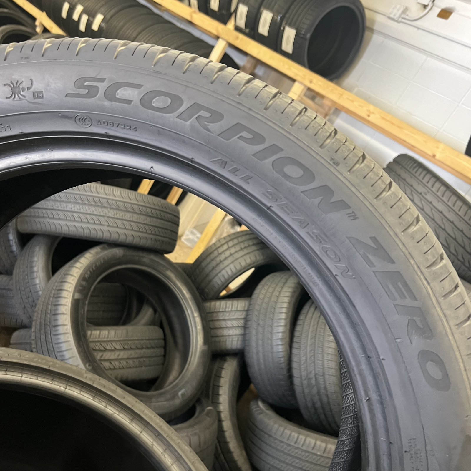 1 Tire LikeNEW Pirelli Scorpion Zero All Season 245/50R20 102V NO Patch