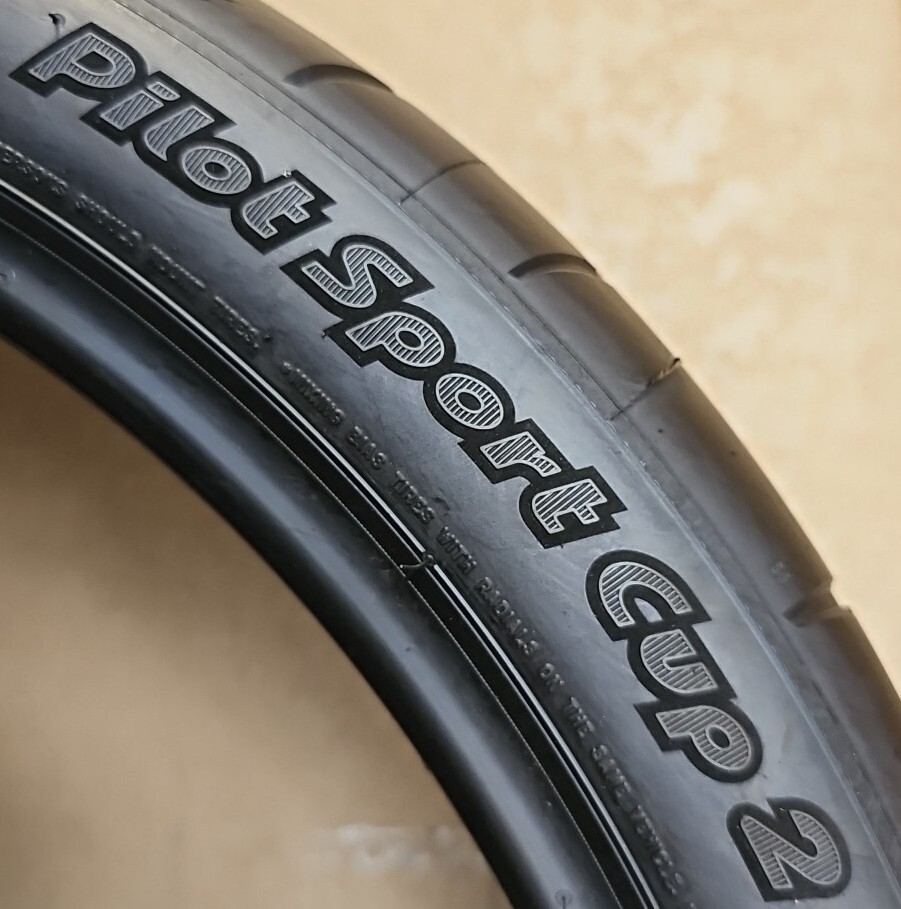 1) New Old Stock 245/35ZR20 95Y Michelin Pilot Sport Cup 2 7/32 DOT 1323 2453520