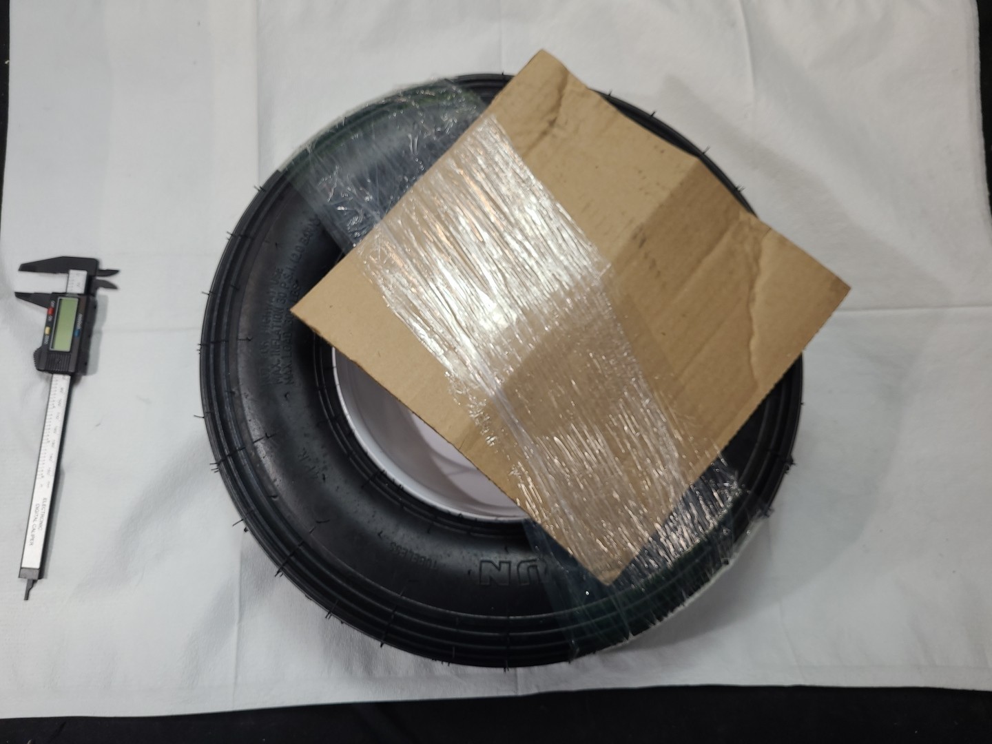 Hi-Run CT1004-RIB-4.80/4.00-8-4 Ply Lawn & Garden Tire & Wheel w/ 5/8 in Bearing