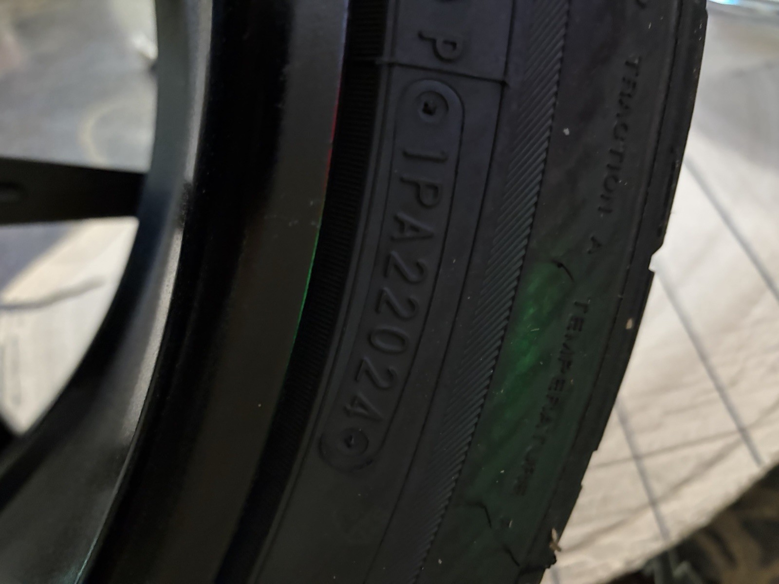 ONE Vossen HF6-4 24×10 6×139.7 6×5.5 Toyo Tire 285/40/24 Almost new 99% tread