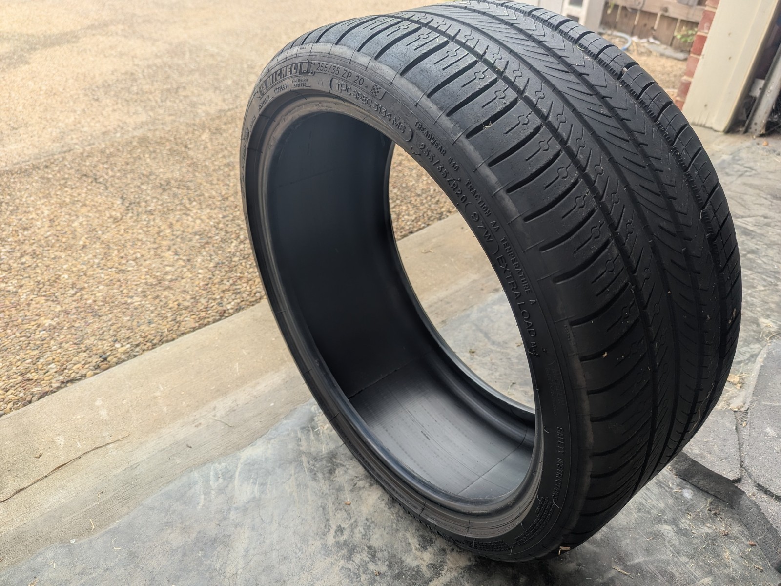 Used 255/35ZR20 ZP Michelin Pilot Sport 4 S 97 – 5/32 Run Flat