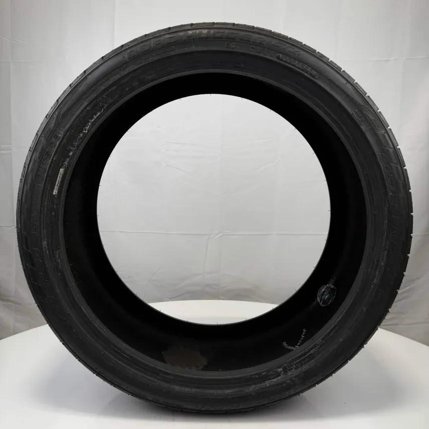 Used 245/35ZR20 Road Hugger GTZ 95W 9/32 (DOT 22)