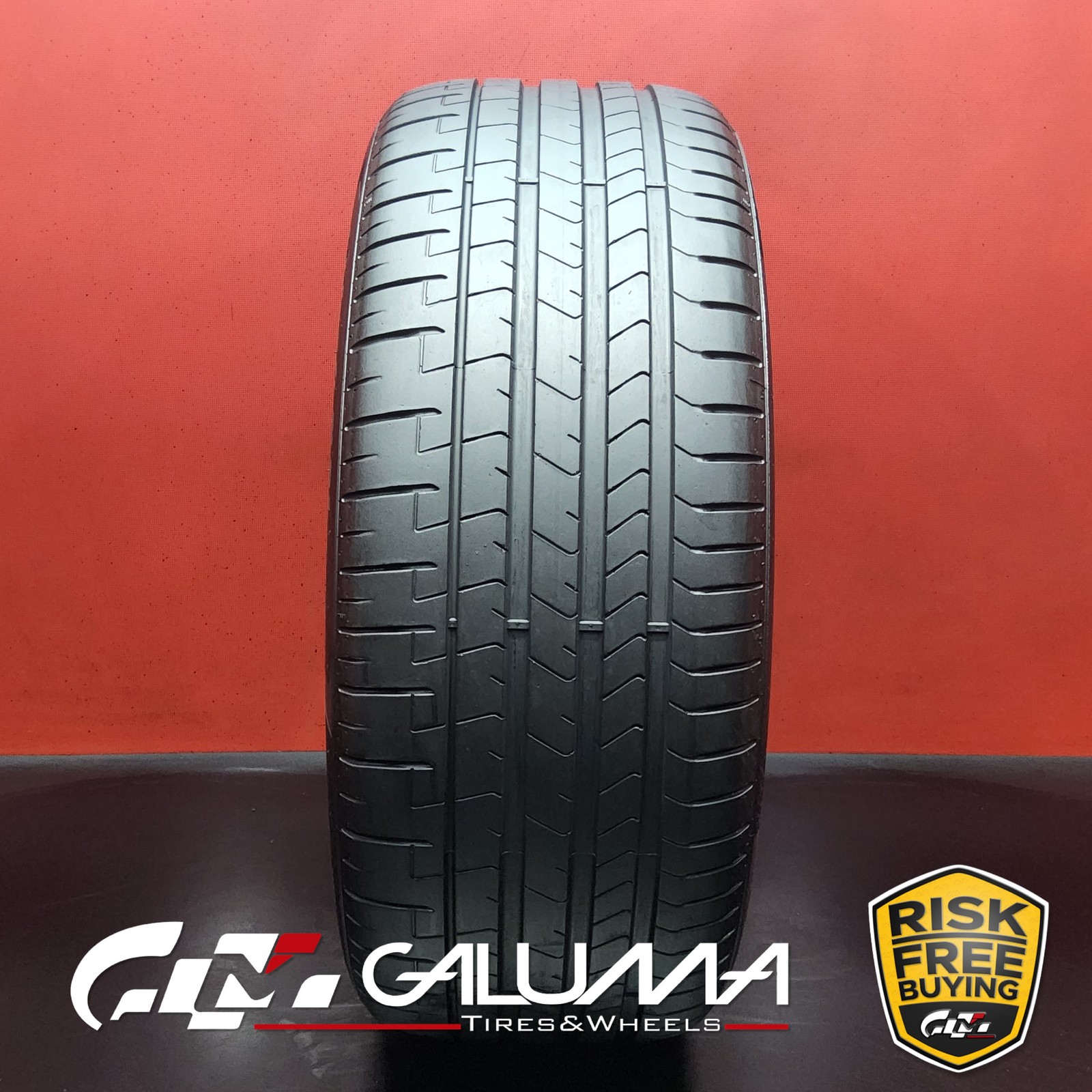1 (One) Tire LikeNEW Pirelli P Zero PZ4 XL R21 255/40/21 2554021 No Patch #90321