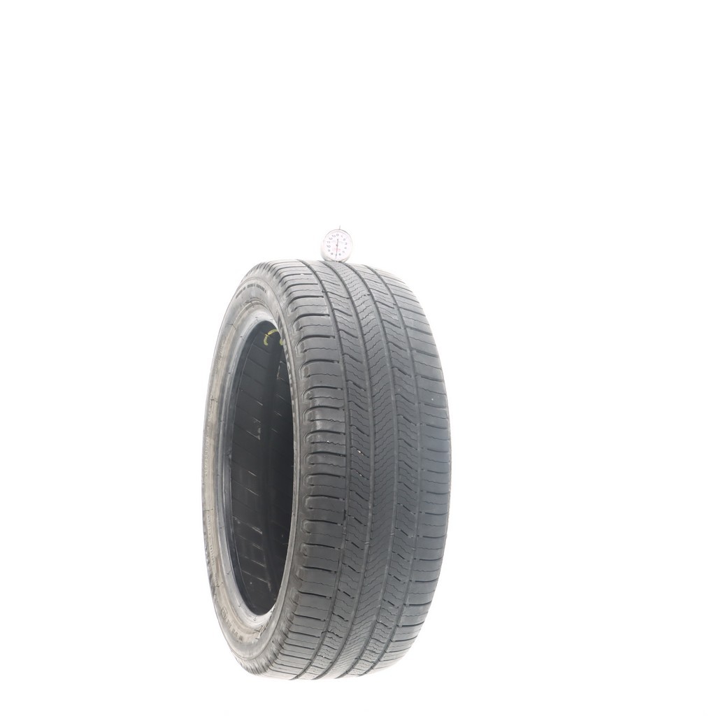 Set of (4) Used 215/45R17 Michelin Defender 2 91H – 7-8.5/32
