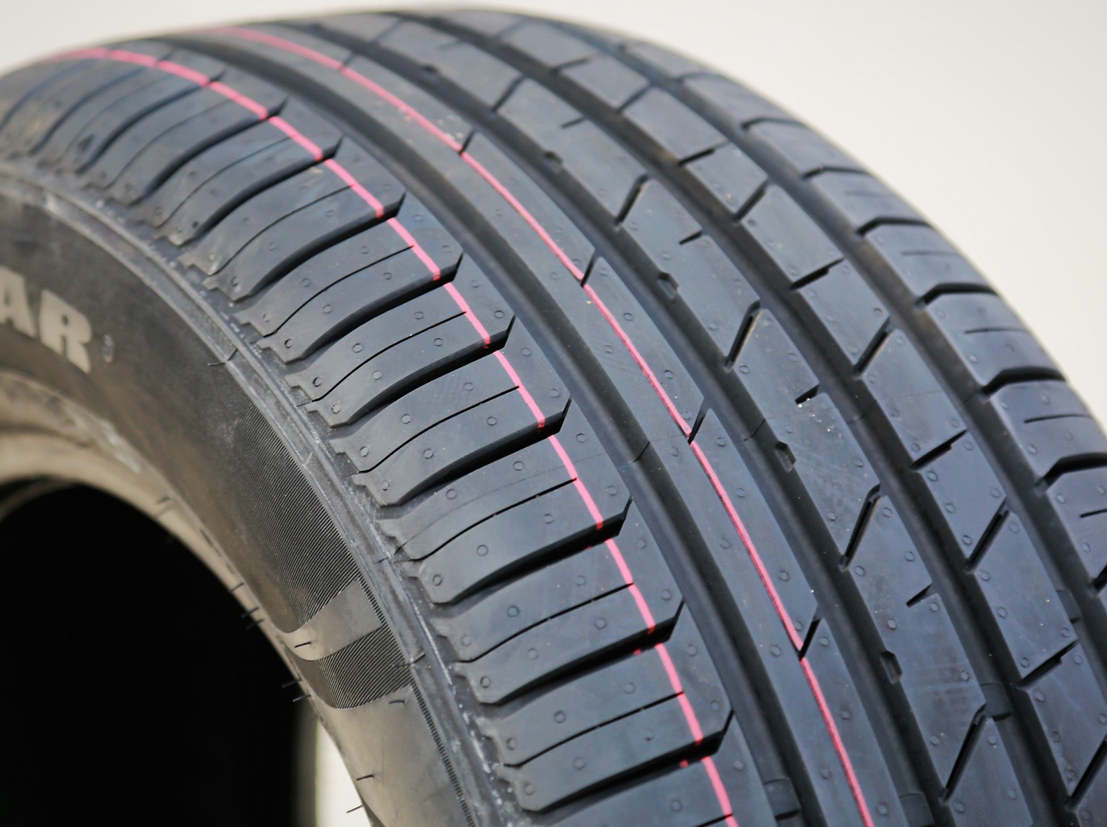 2 Tires Radar Dimax eSport 1 EV 215/60R17 100V XL Performance