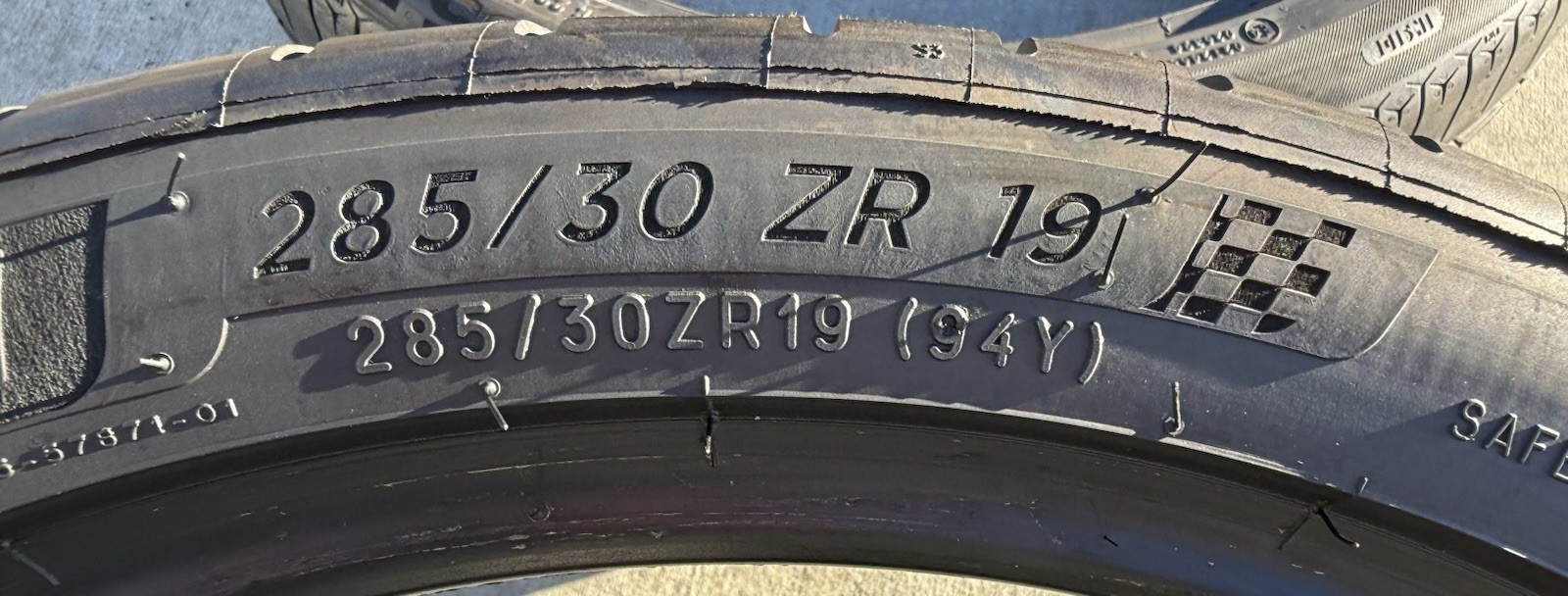 ONE NEW 285/30ZR19 Michelin Pilot Sport All Season 4 ZP Run Flat Corvette Tire
