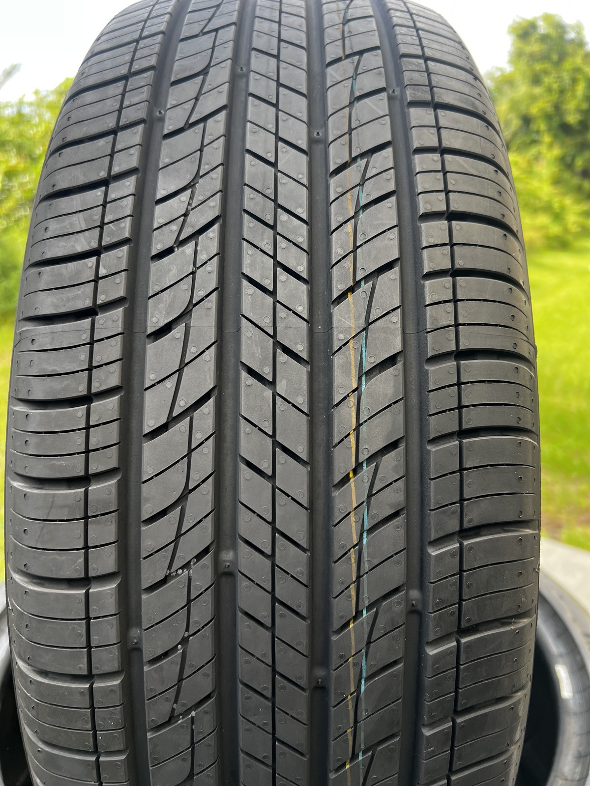 1 Tire Kumho Crugen HP71 235/60R18 103H DOT.1625 9/32