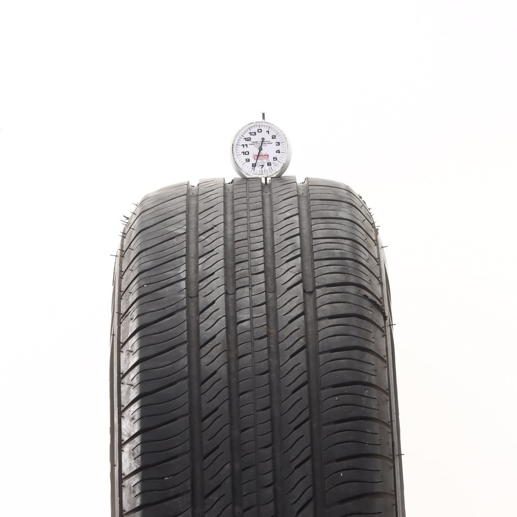Set of (4) Used 225/65R17 GT Radial Champiro Touring AS 102H – 7.5-8.5/32
