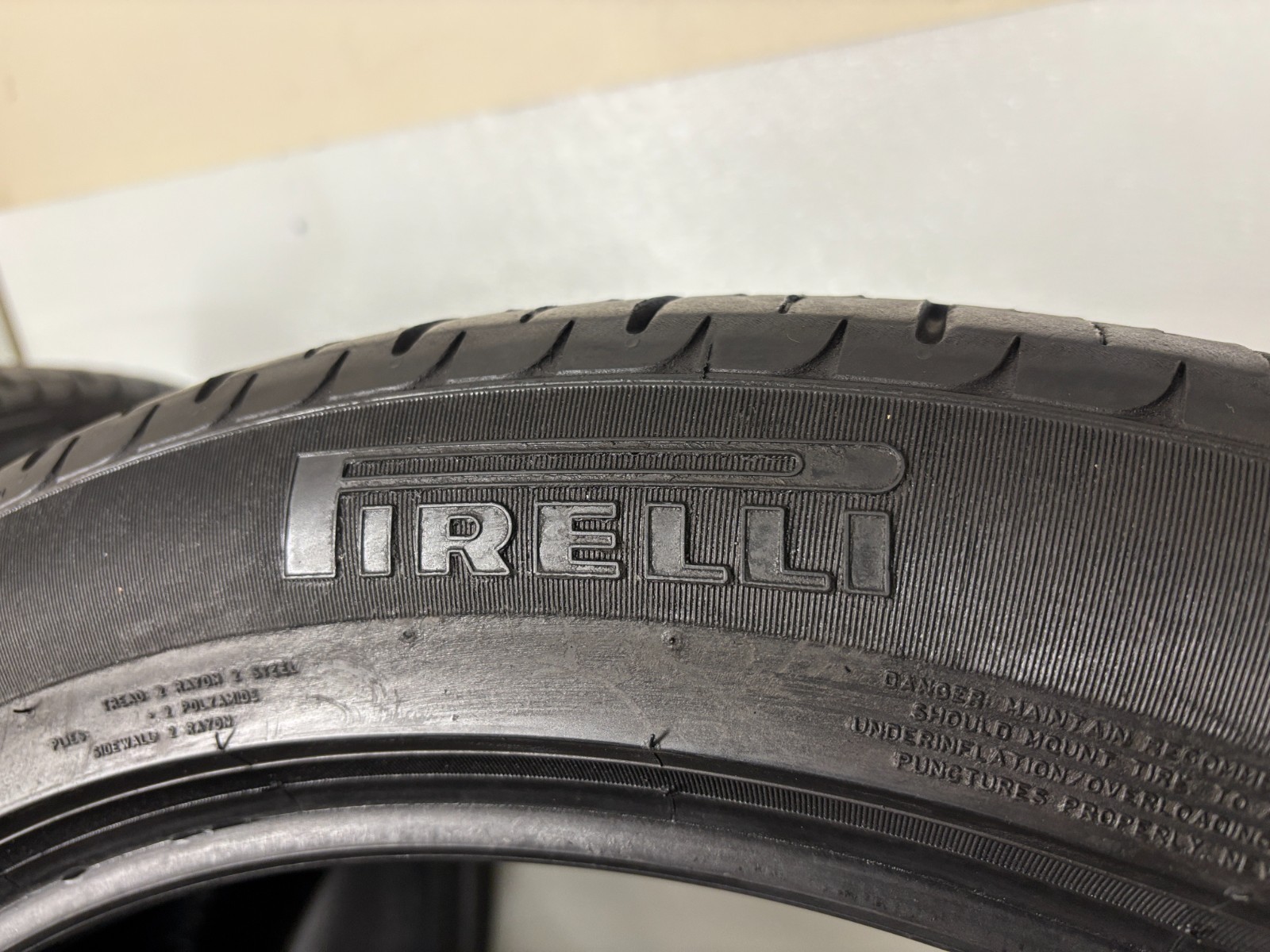 NO SHIPPING ONLY LOCAL PICK UP Set 4 tires 295 40 22 Pirelli Scorpion Zero