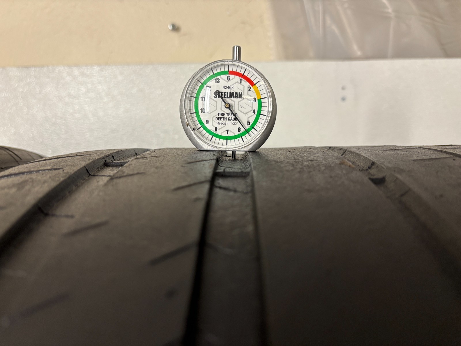 NO SHIPPING ONLY LOCAL PICK UP 2 Tires 325 35 22 Michelin Pilot Sport 4S MO1