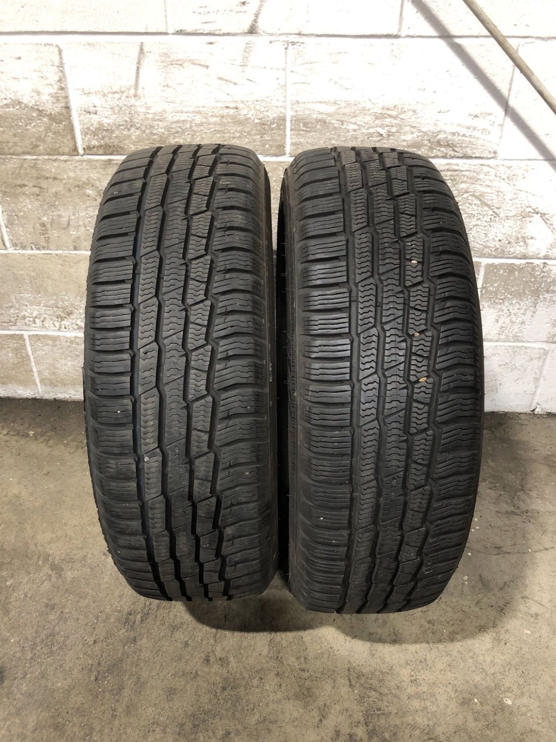 2x P225/65R17 Nokian Encompass AW 01 7/32 106 H Used Tires 2256517