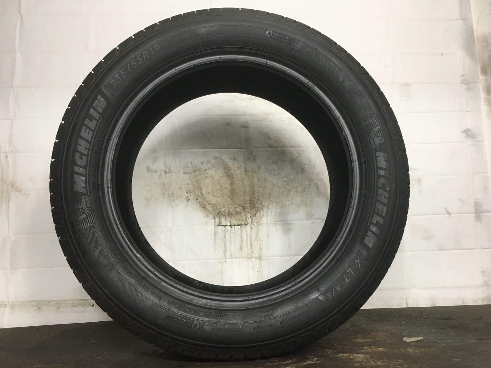 [1] Michelin X LT A/S P235/55R19 235 55 19 Tire – Driven Once