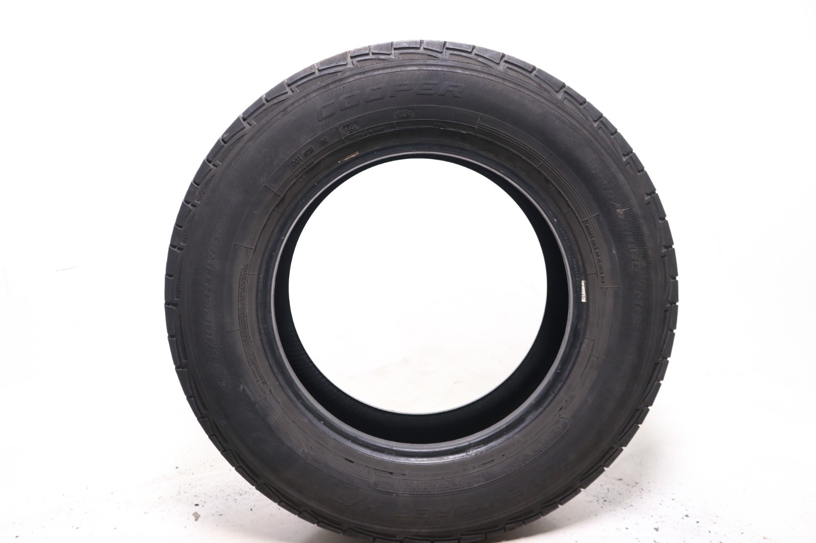 Used 235/65R16C Cooper Adventurer H/T – 121/119R – 7.5/32
