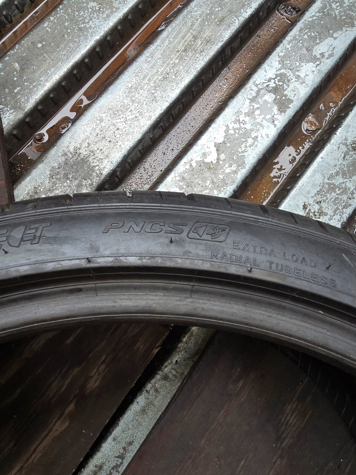 Pirelli PZero PZ4 PNCS Sport 235/35R20 Tire 9/32