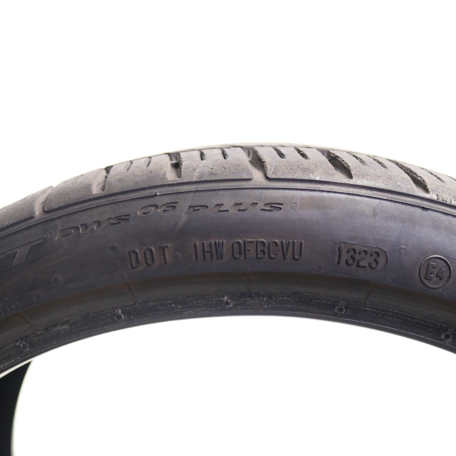 Used 265/30ZR19 Continental ExtremeContact DWS06 Plus – 93Y – 9/32