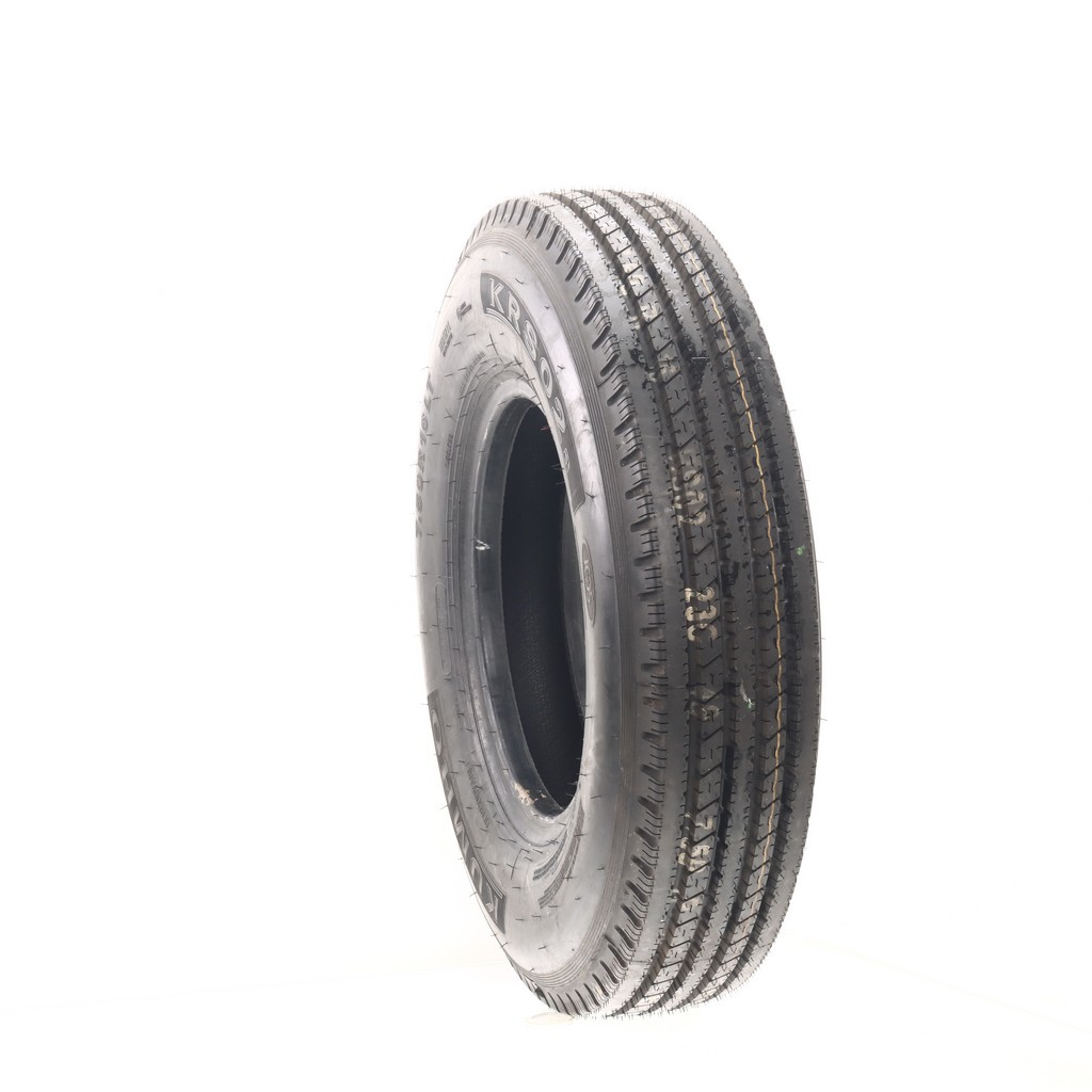 New LT 7.5R16 Kumho KRS02a 122/121L