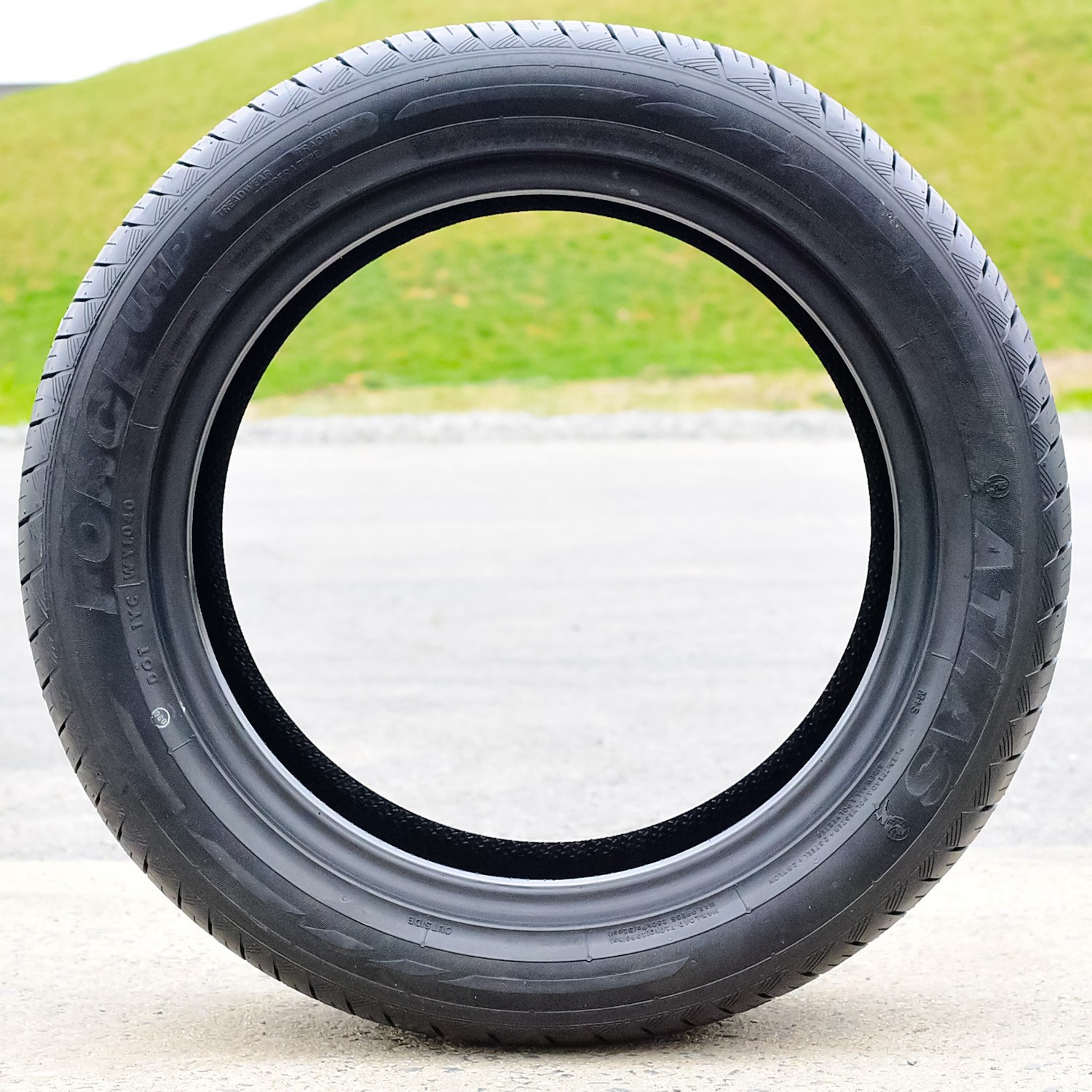 Tire Atlas Force UHP 245/40R18 97Y XL High Performance All Season