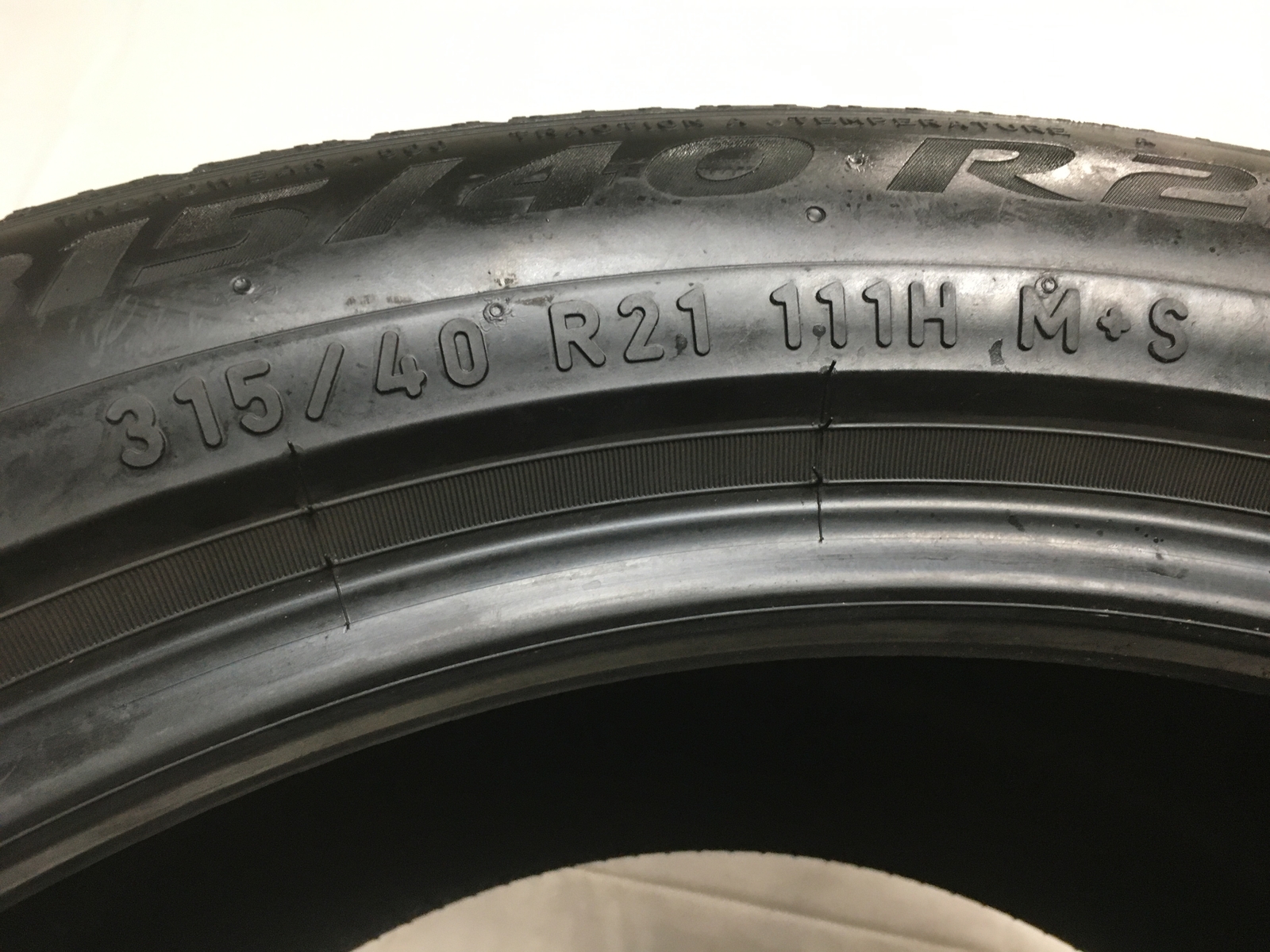 [1] Pirelli Scorpion Zero All Season P315/40R21 315 40 21 Tire 8.5-9.25/32