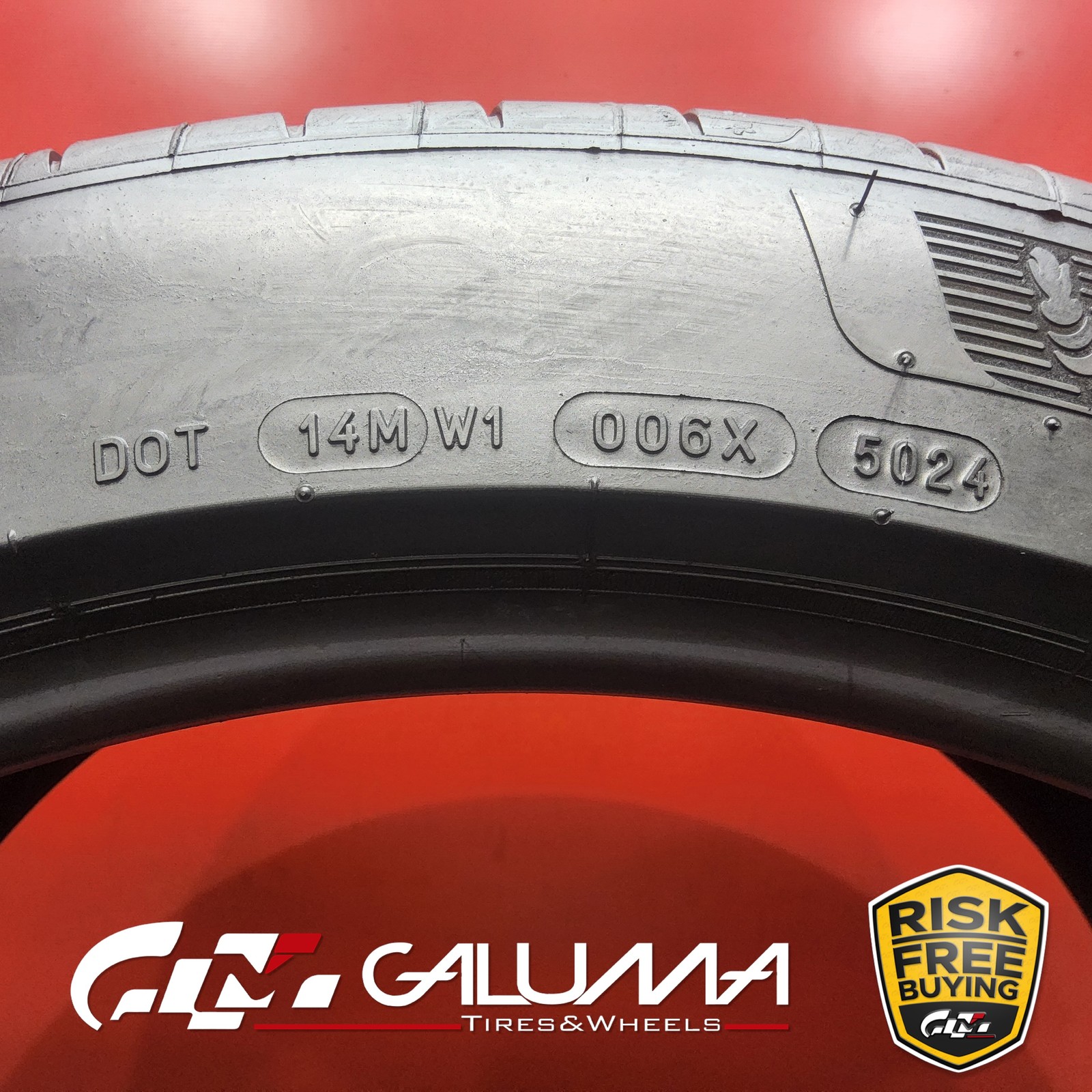 Set of 2 Tires Michelin Pilot Sport 4S MO1 XL 325/35ZR22 325/35/22 114Y #95073