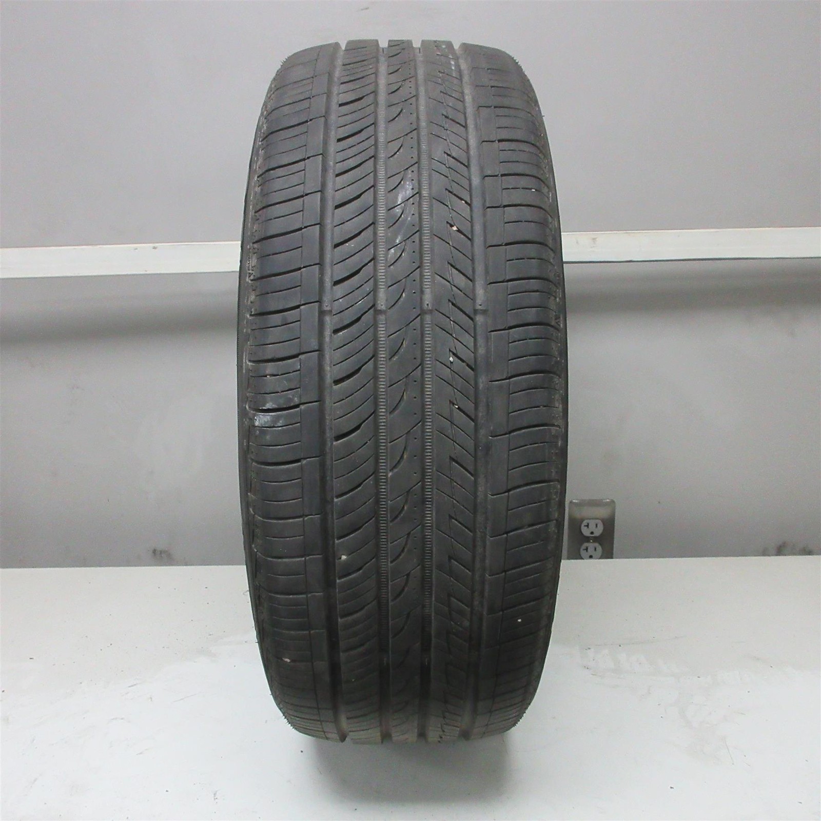 205/55R16 Nexen N5000 Plus 91H Used Tire (8/32nd) NO PATCHES! (QTY 1)