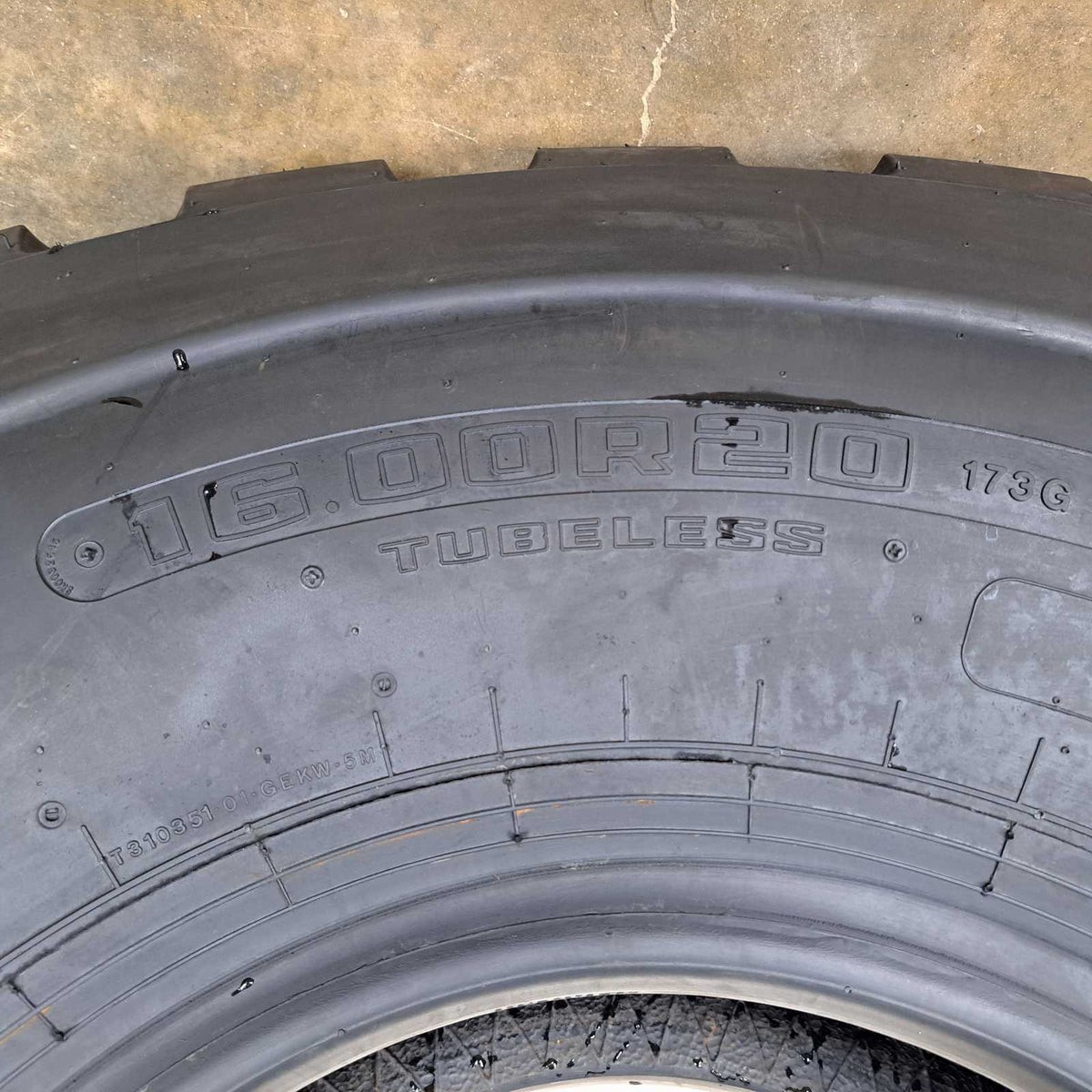 16.00R20 Goodyear AT/2A *NEW*