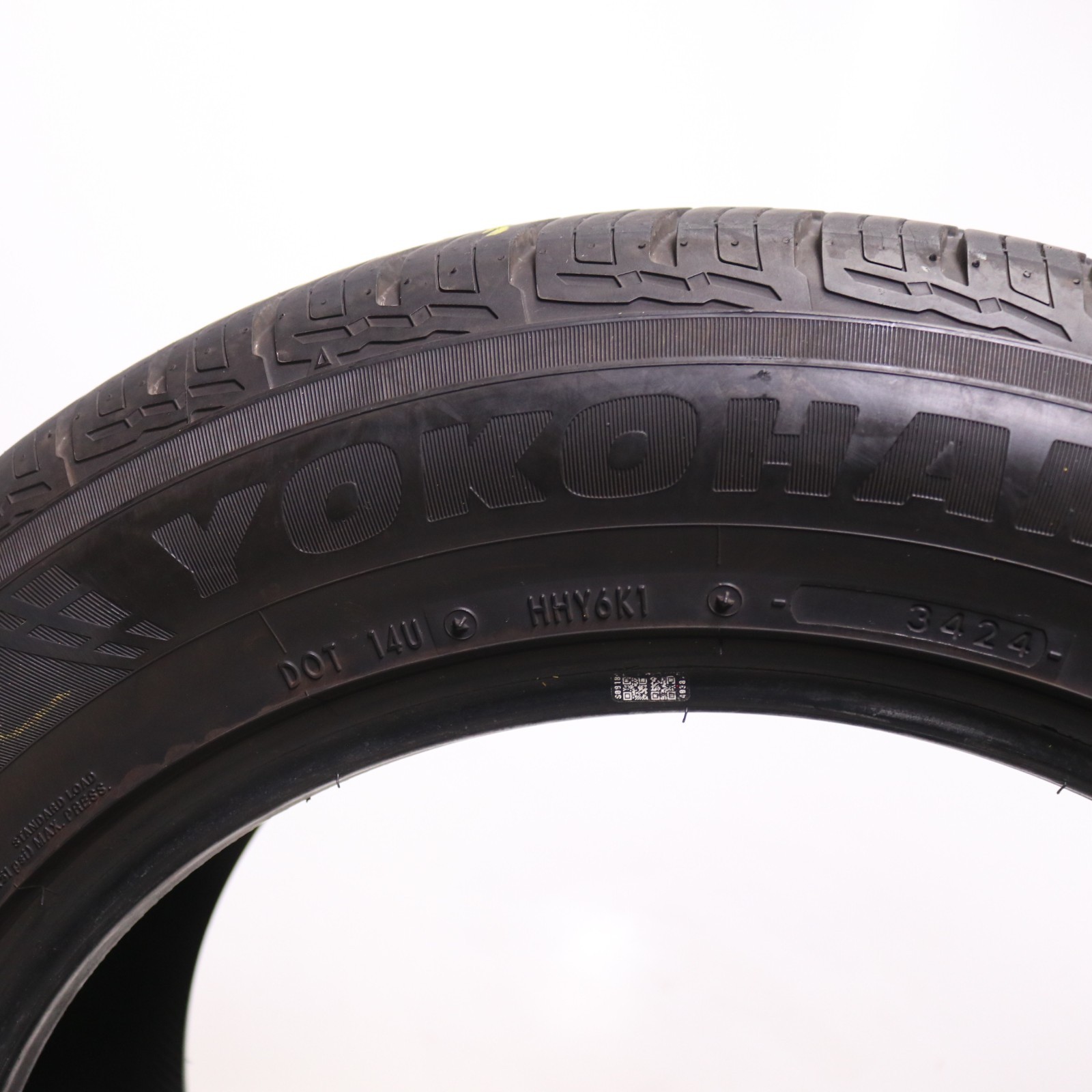 Set of 2 Used 245/55R19 Yokohama YK-CTX – 103H – 8.5-9.5/32 No Repairs