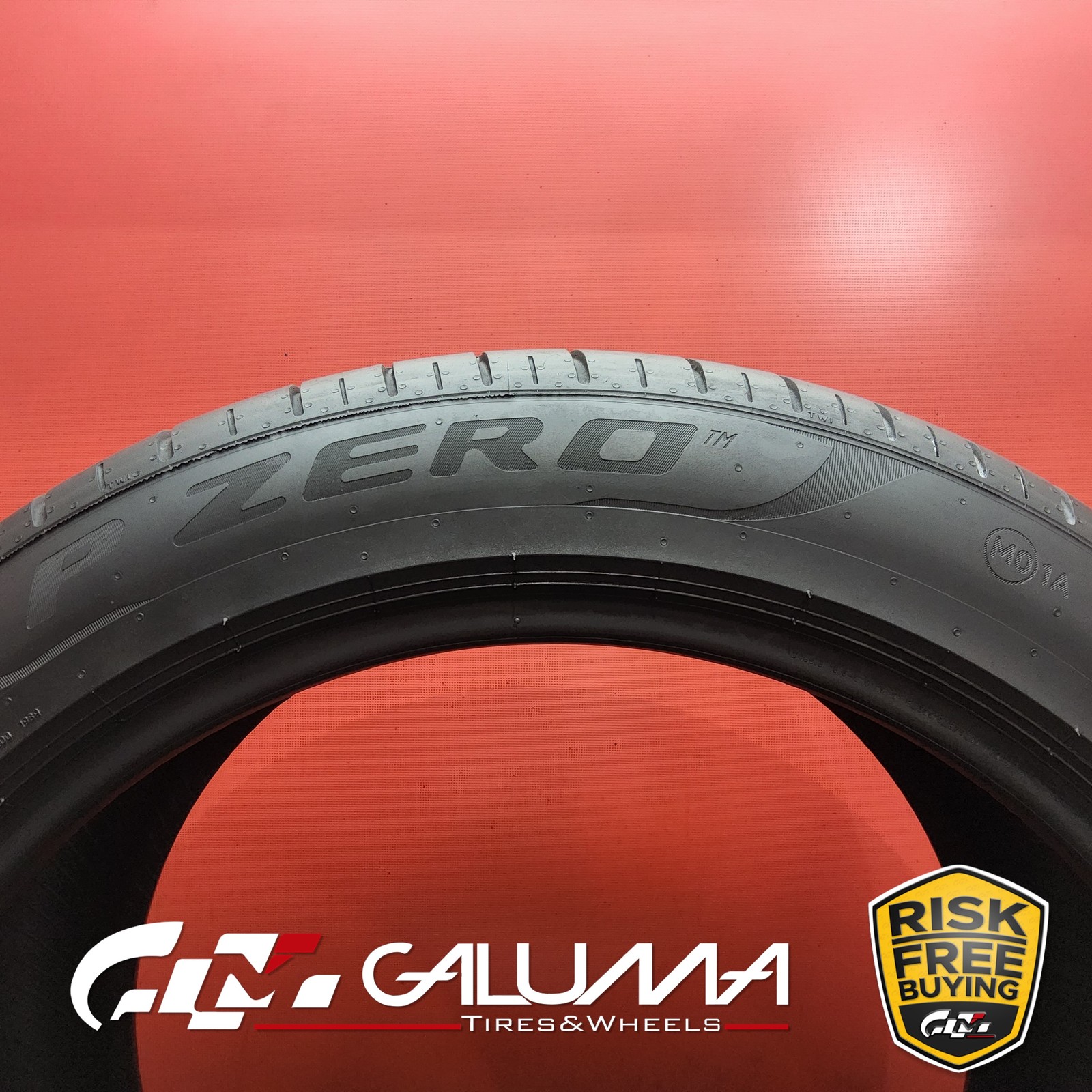 Set of 2 Tires Pirelli P-Zero (PZ4) MO1A XL 285/40ZR19 285/40/19 107Y #95366
