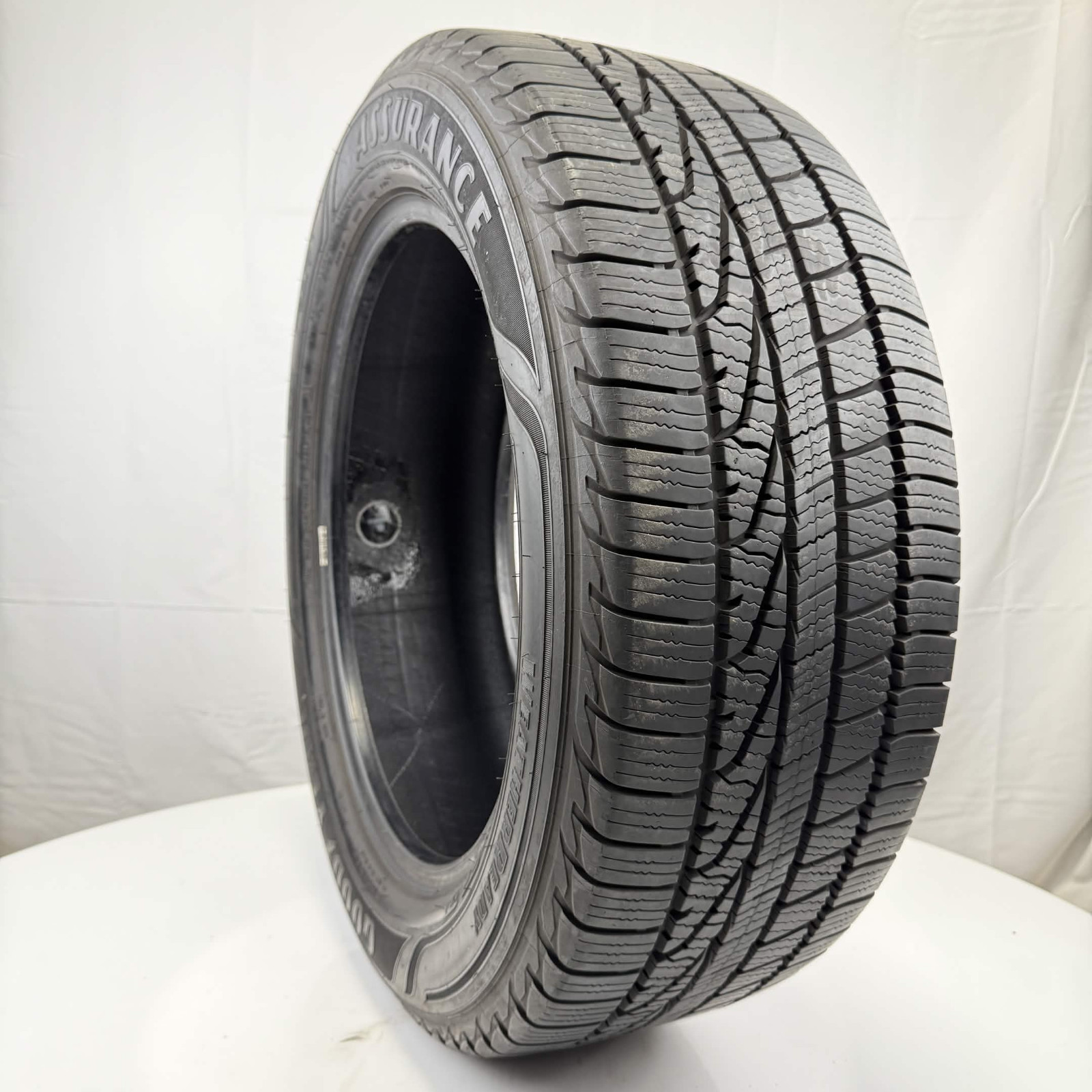 Used 245/55R19 Goodyear Assurance WeatherReady 103H 9/32 (DOT 20)