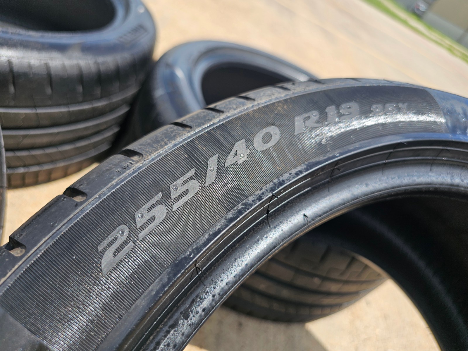 (2) 275/40/22 + (2) 315/35/22 Pirelli P Zero tires 107Y 111Y PNCS BMW X6 X7 XM