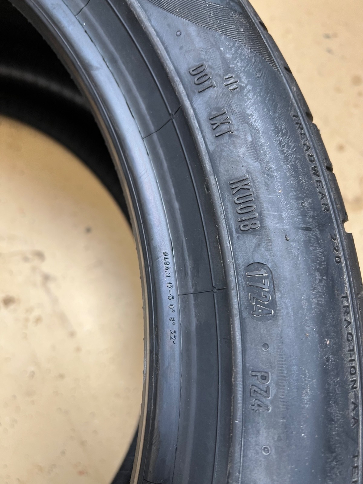 2 – NEW 265/40ZR19 (98Y) Pirelli P Zero PZ4 (N1) Porsche OEM – 3061