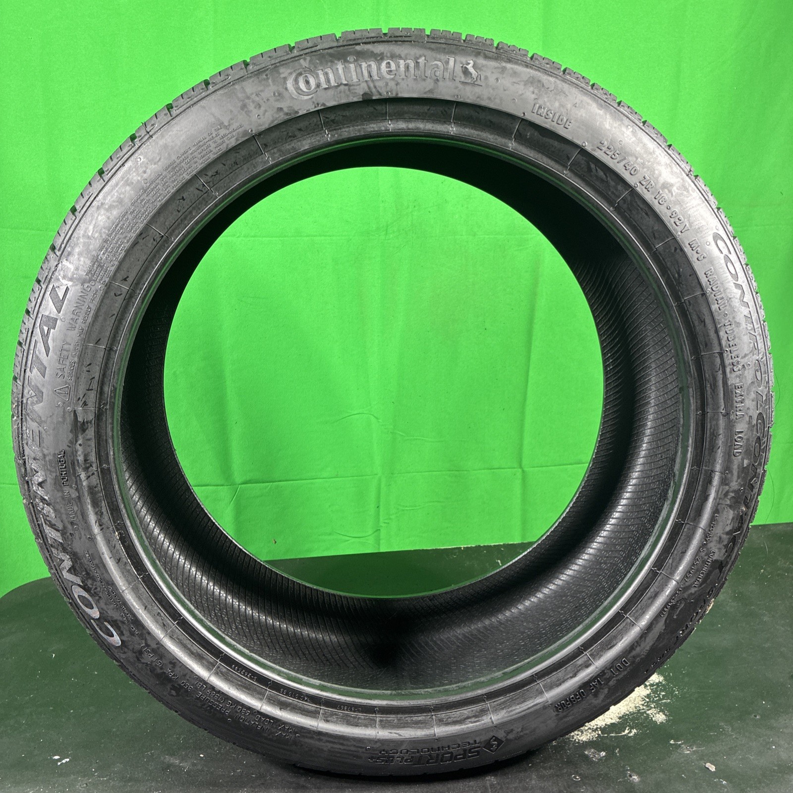 Single,Used-225/40R18 Continental Control Contact 92Y 9/32 DOT 5025