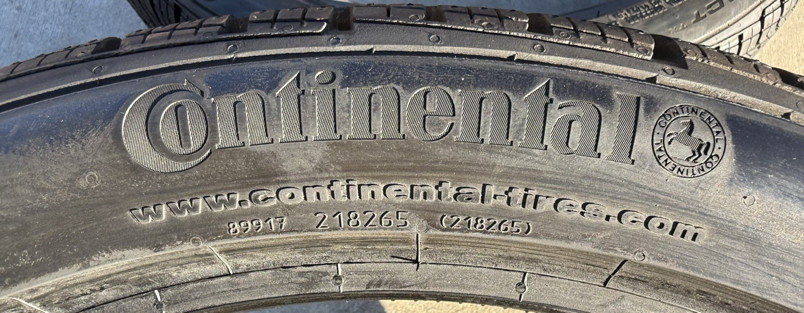 Set of TWO BRAND NEW 265/35R20 99H Continental ProContact TX AO All Season Tires