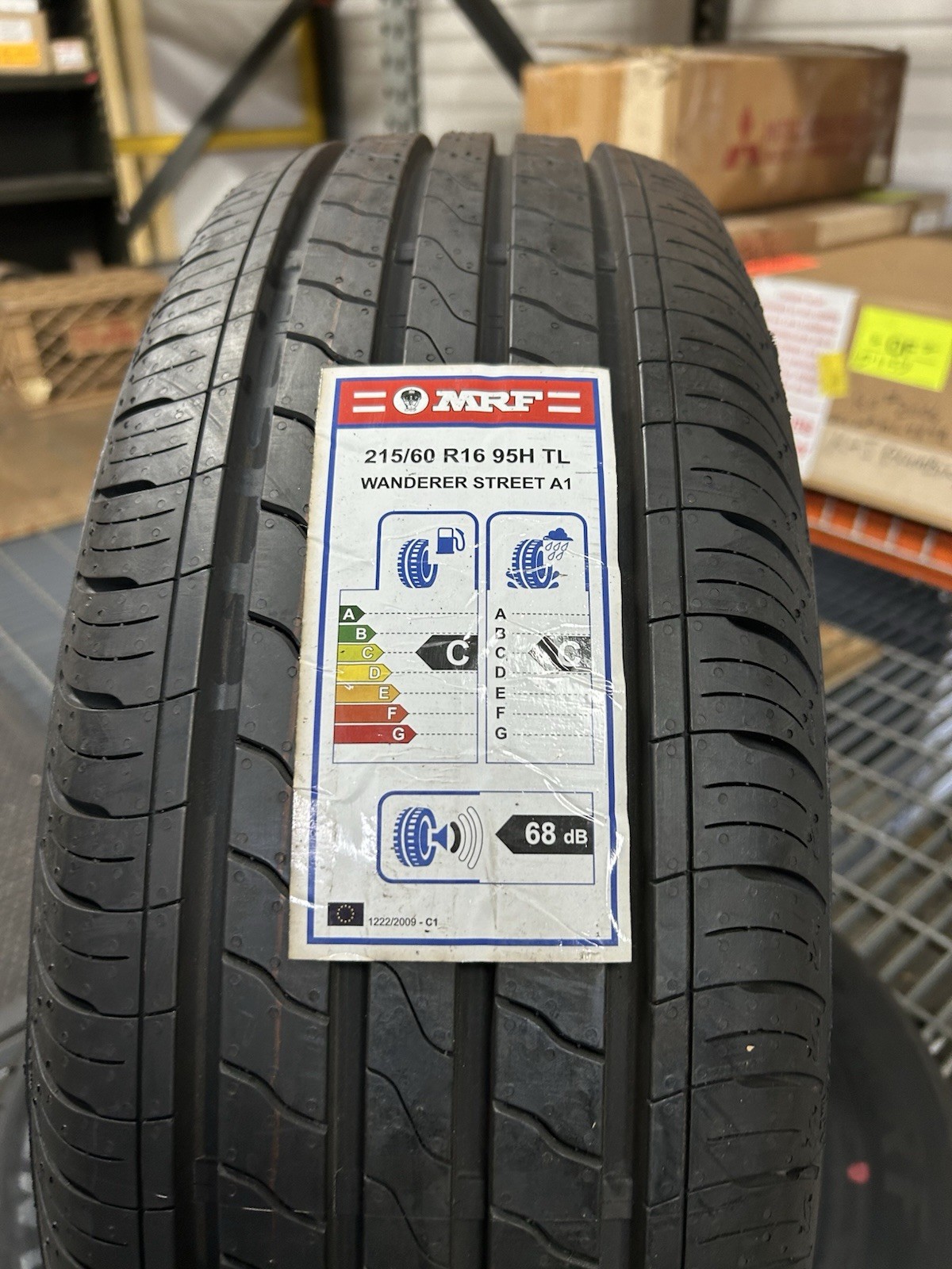 215/60R16 MRF Wanderer Street A1