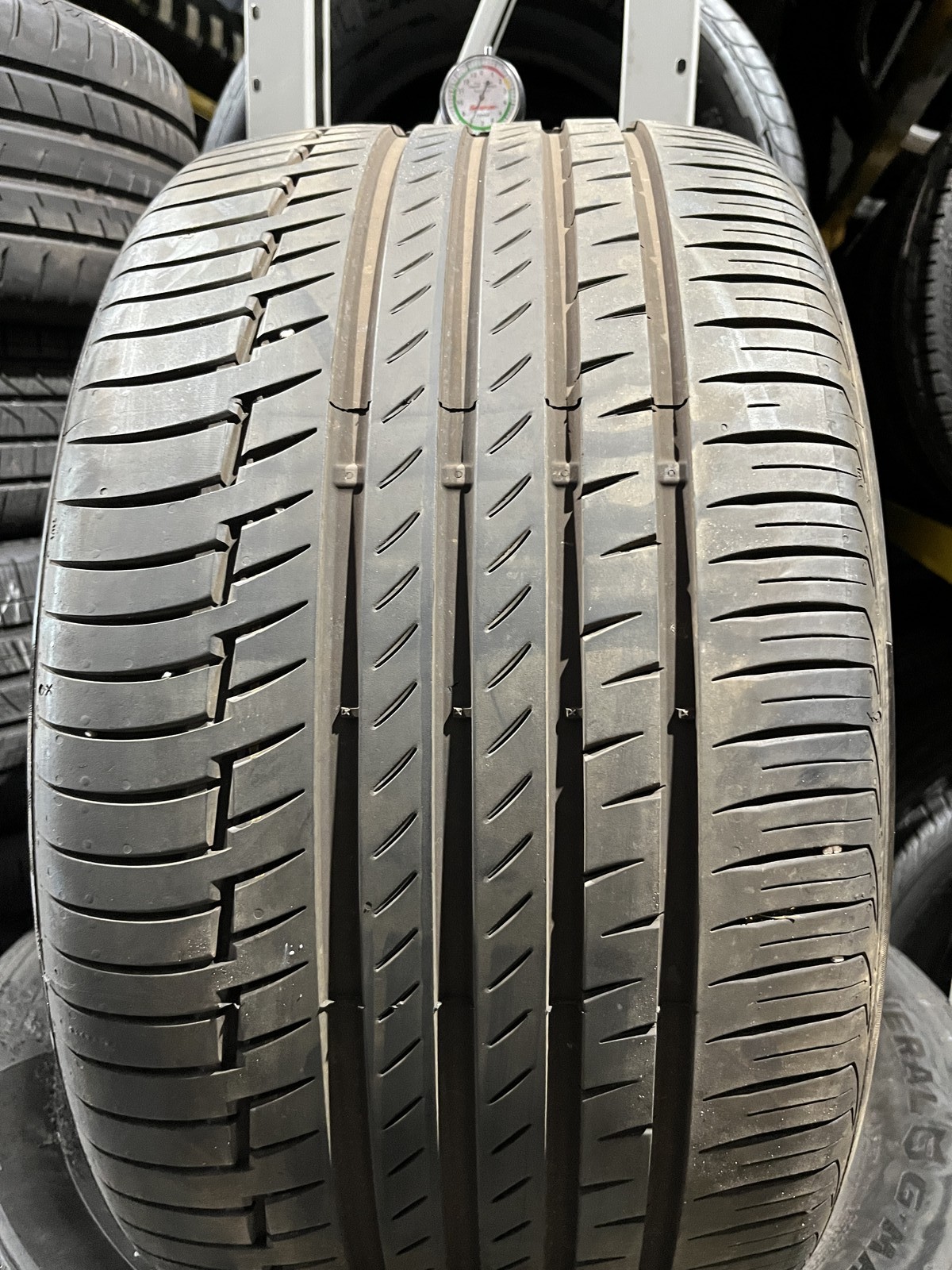 1 Tire Continental PremiumContact 6 ★ BMW 315/30R22 107Y XL DOT.2525 8/32