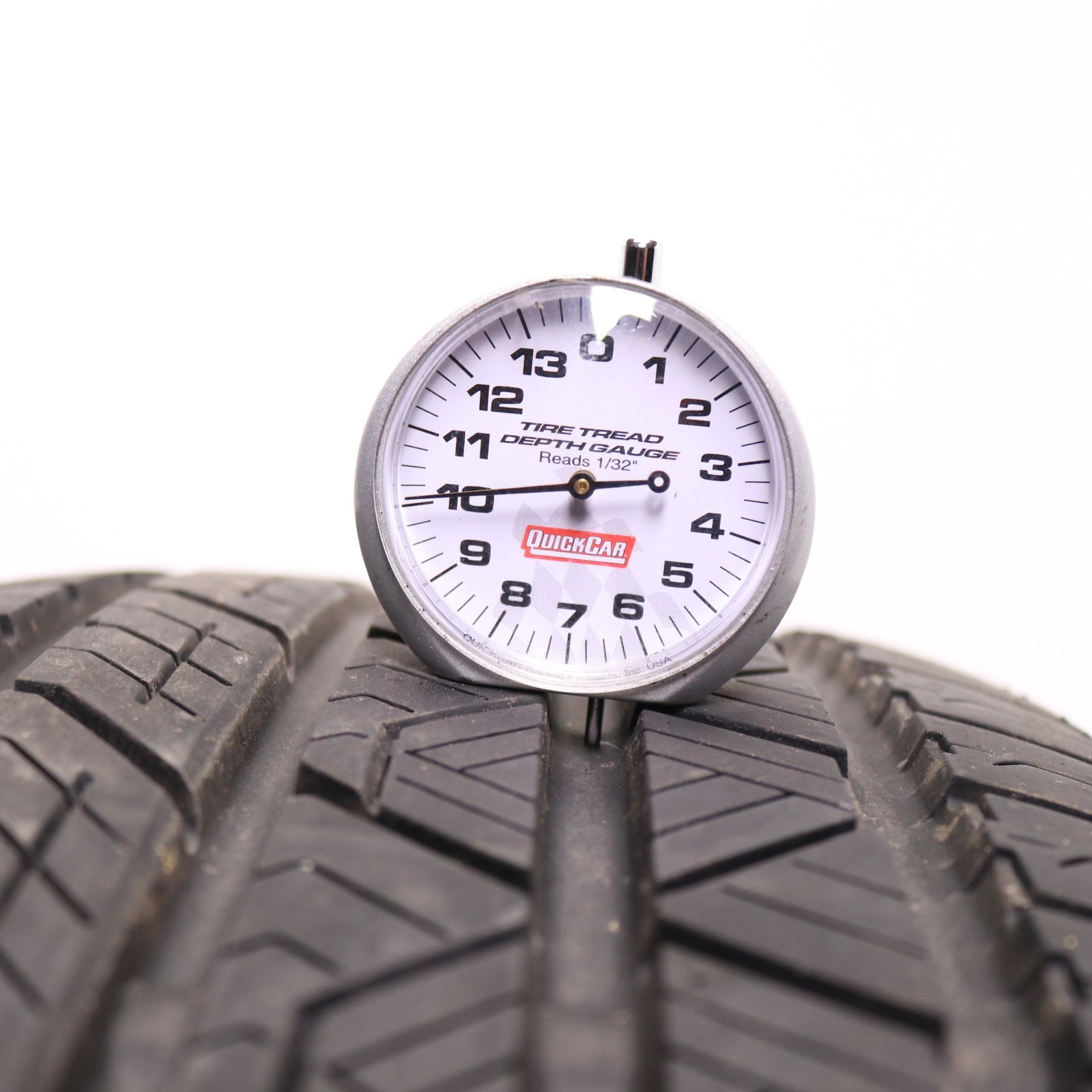 Set of 2 Used 225/45ZR17 Road Hugger GTZ – 94W – 9.5-10/32