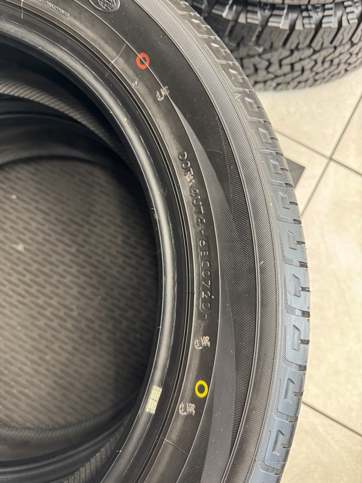 SET (4) 225/55R19 99V Yokohama Geolandar CV G055 NEW/32.