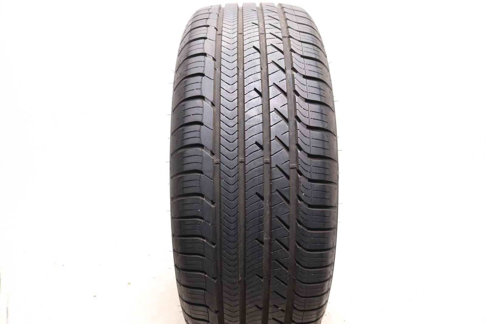 Set of 4 Used 235/50R19 Goodyear Eagle Sport AO – 99H – 9-10/32