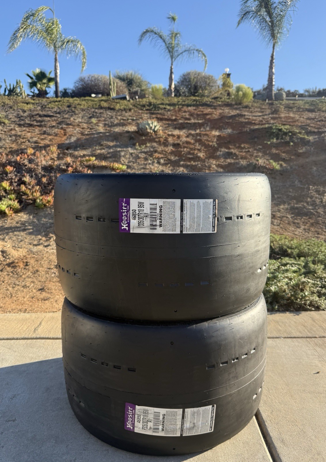 Set of TWO BRAND NEW 335/30ZR18 95W Hoosier R7 Racing Tires Slicks P335/30ZR18