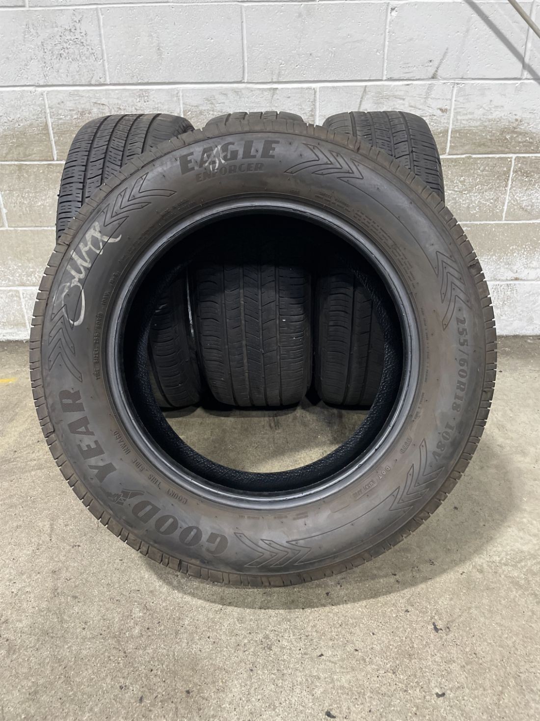 4x P255/60R18 Goodyear Eagle Enforcer 6/32 108 V Used Tires 2556018