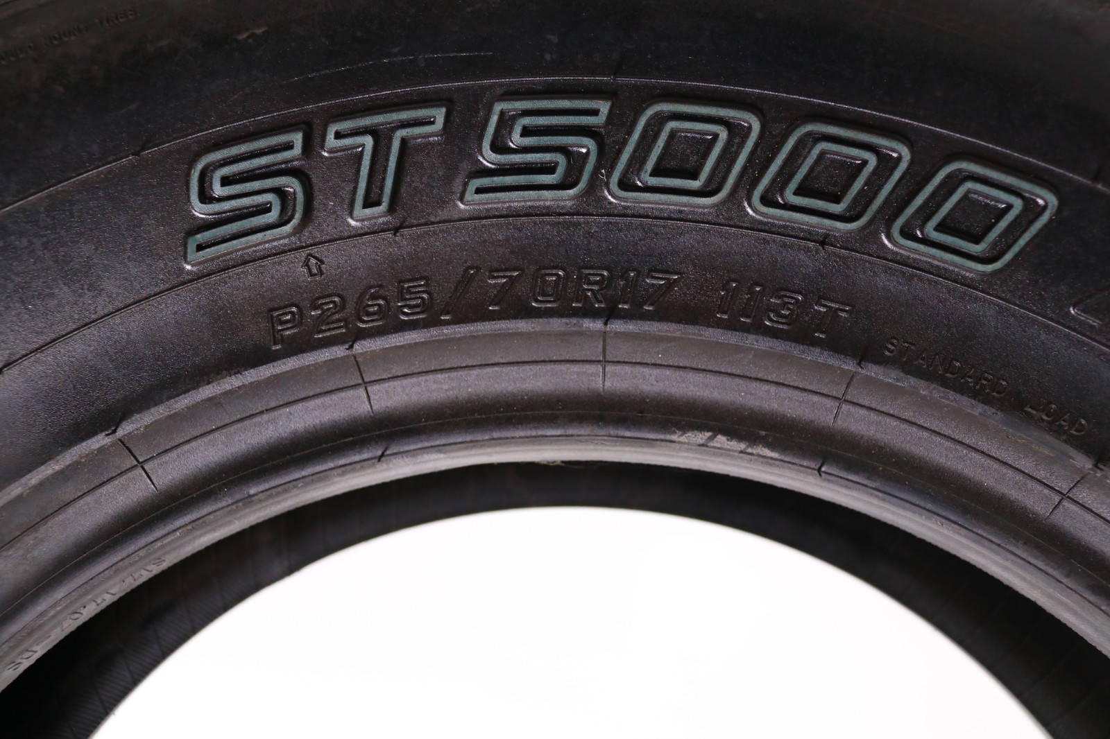 Take Off 265/70R17 Ohtsu ST 5000 – 113T – 11.5/32 No Repairs