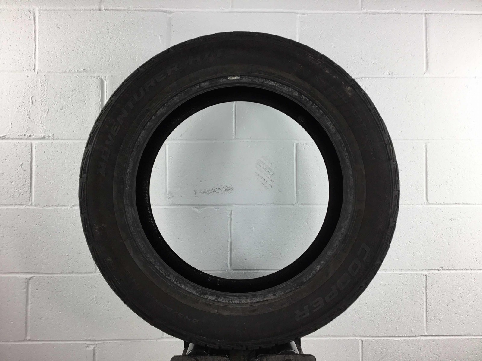 P245/55R19 Cooper Adventurer H/T 103 H Used 8/32nds
