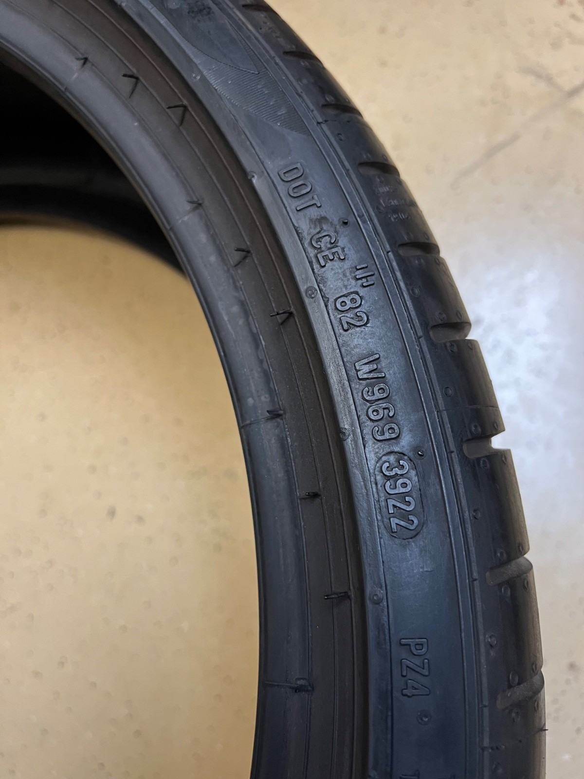 2 – NO REPAIRS 275/30R20 XL (97Y) Pirelli P Zero PZ4 Run Flat (* MOE) – 2154
