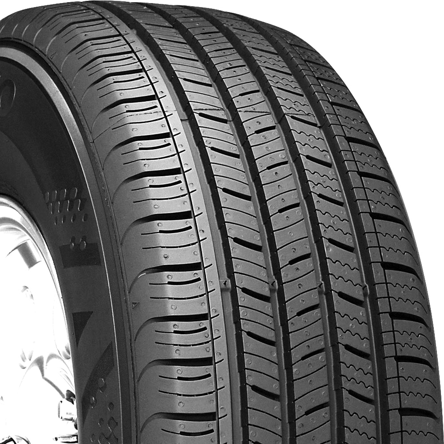 4 Tires Kumho Solus TA11 235/65R17 104V AS A/S All Season