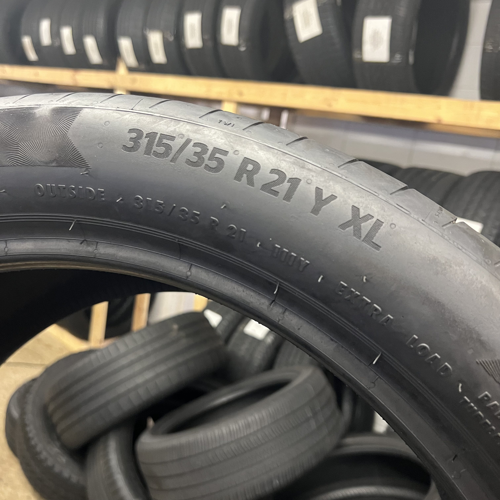 Set Of 2 Tires LikeNEW Continental PremiumContact 6 SSR 315/35R21 111Y NO Patch