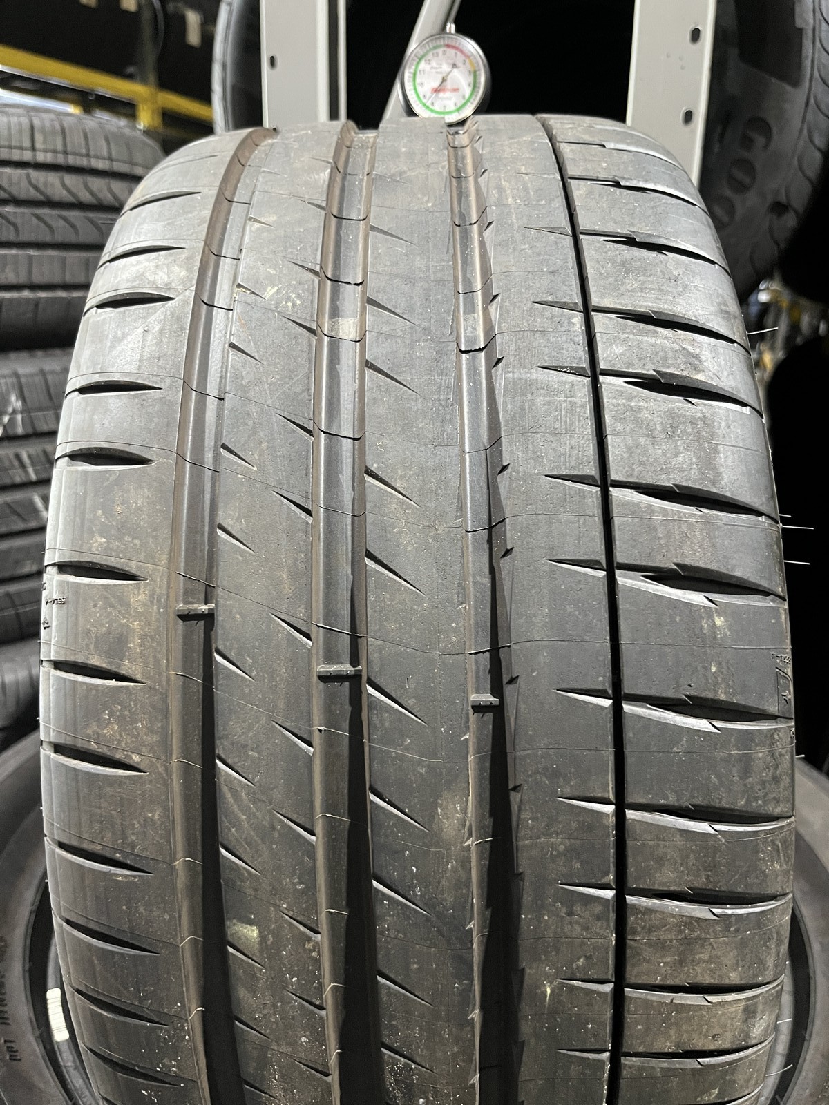 1 Tire Michelin Pilot Sport 4 S ZP TPC 245/35ZR19 93Y DOT.5125 8.5/32