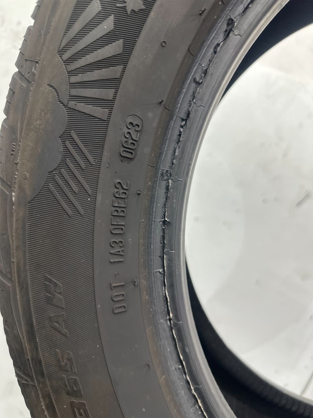 1 Used P225/55R17 General Altimax 365 AW 97 V – 10/32